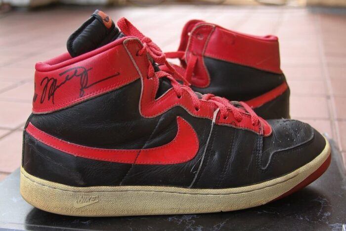 Michael Jordan Bannes Nike Air Ship